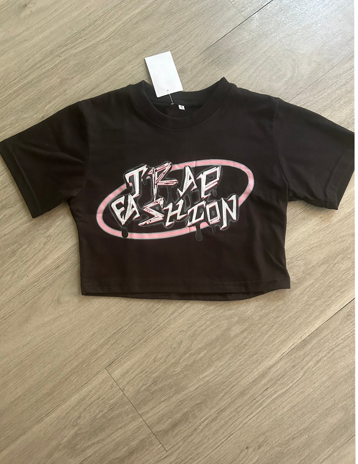 Trap Baddies Crop Tee (Black)